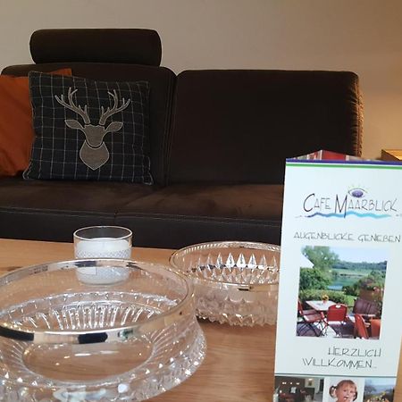 Hotel-Ferienwohnungen Cafe Maarblick Schalkenmehren Ngoại thất bức ảnh